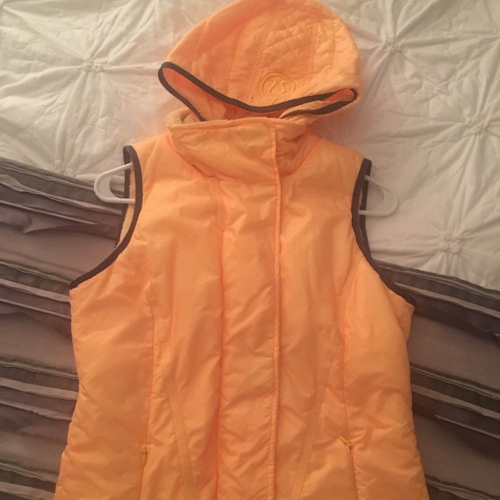 Lululemon puffer / fleece vest